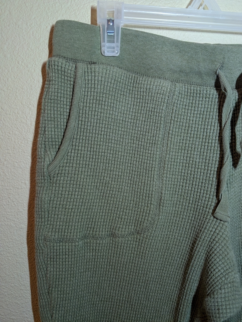 J.Crew Size Medium Olive Green Waffle Knit Drawstring Jogger Pants - Picture 2 of 7